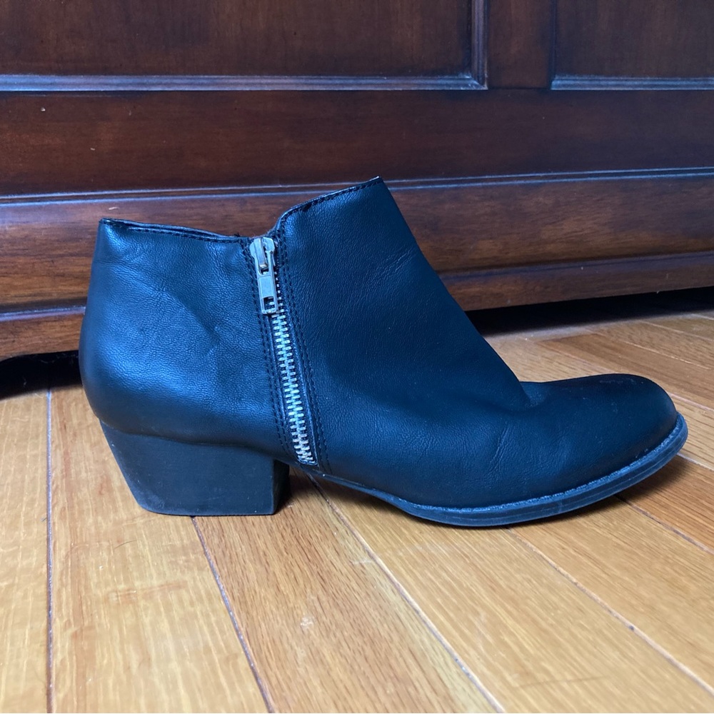 Black booties for the fall! 🖤